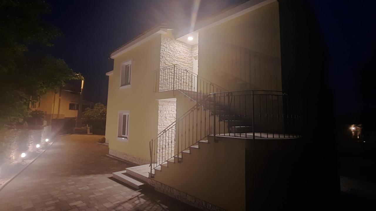 Apartman Ela Donji Rukavac Экстерьер фото